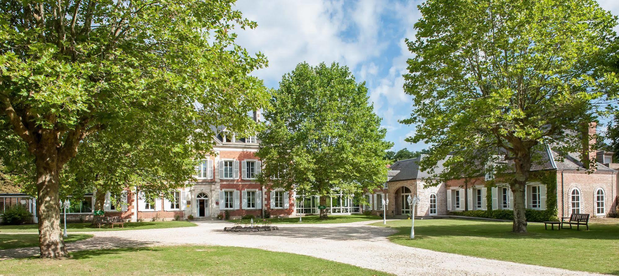 Hotel Logis Domaine De Valaudran Salbris Exterior foto